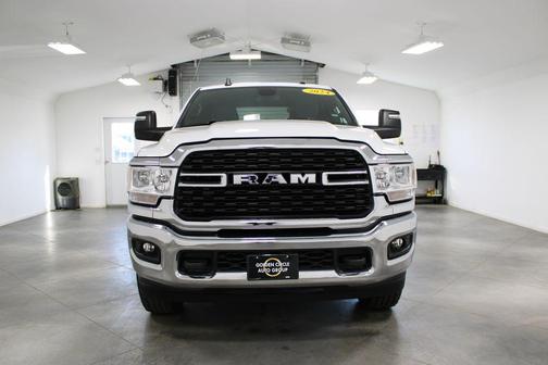 Bright White Clearcoat 2024 RAM 2500 Big Horn