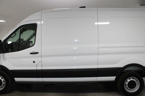 Oxford White 2026 Ford Transit-250 Base