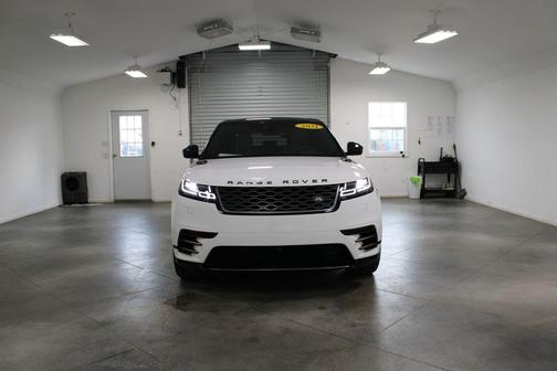 Fuji White 2021 Land Rover Range Rover 3.0L V6 Supercharged HSE
