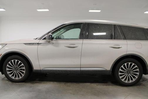 2022 Lincoln Aviator Reserve AWD