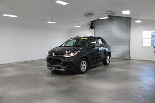 Nightfall Gray Metallic 2017 Chevrolet Trax LT
