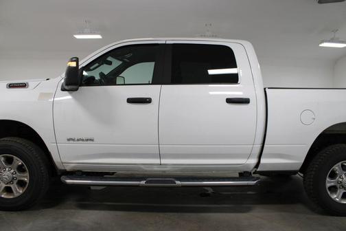 Bright White Clearcoat 2024 RAM 2500 Big Horn