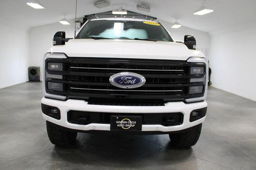 Star White Metallic Tri-Coat 2025 Ford F-250 Platinum