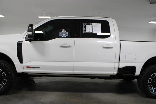 Star White Metallic Tri-Coat 2025 Ford F-250 Platinum