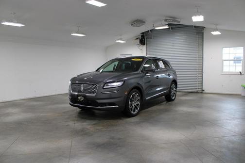 Asher Gray Metallic Clearcoat 2022 Lincoln Nautilus Reserve
