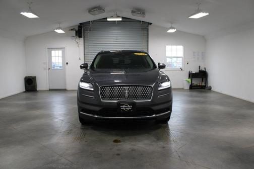 Asher Gray Metallic Clearcoat 2022 Lincoln Nautilus Reserve