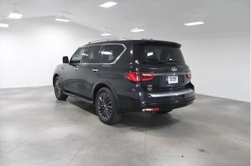2023 INFINITI QX80 Premium Select