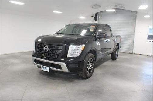 2024 Nissan Titan SV