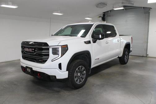 Summit White 2025 GMC Sierra 1500 AT4