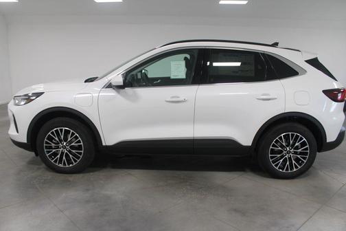 2025 Ford Escape PHEV SE