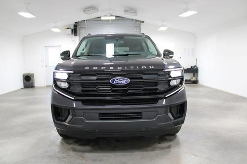 Dark Matter Gray Metallic 2026 Ford Expedition Max Active