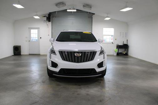 Crystal White Tricoat 2024 Cadillac XT5 Premium Luxury
