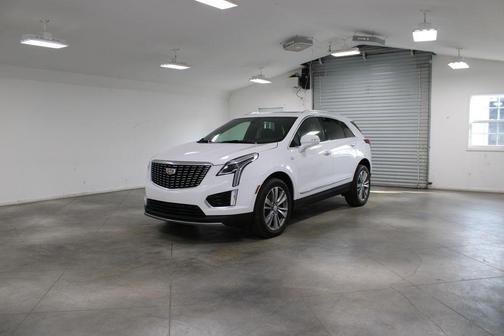 Crystal White Tricoat 2024 Cadillac XT5 Premium Luxury