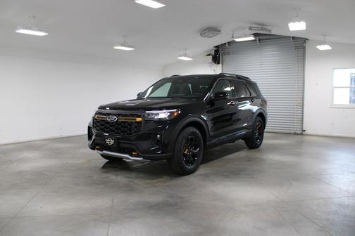 Agate Black Metallic 2026 Ford Explorer Tremor