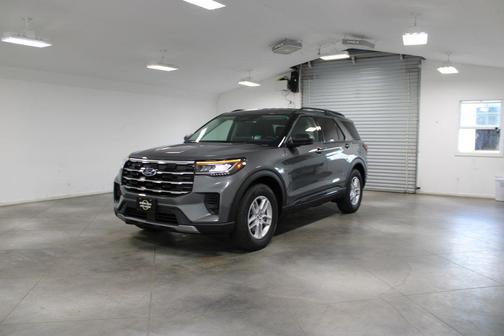 Carbonized Gray Metallic 2026 Ford Explorer Active