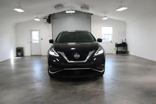 Magnetic Black Pearl 2021 Nissan Murano SL