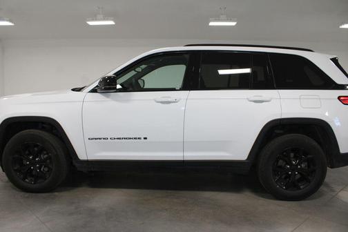 2024 Jeep Grand Cherokee Altitude