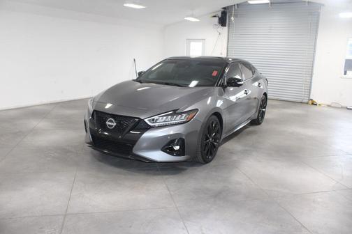 2023 Nissan Maxima SR