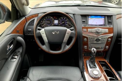 Photo 4 of 29 of 2018 INFINITI QX80 Base
