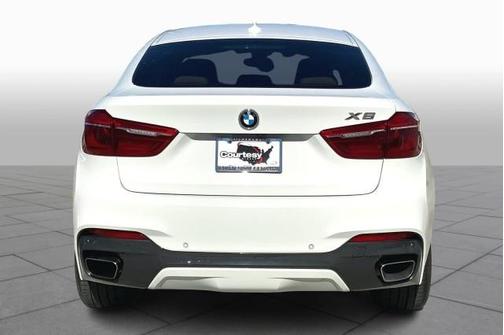 Photo 4 of 32 of 2018 BMW X6 xDrive35i