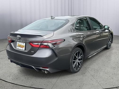 Predawn Gray Mica 2024 Toyota Camry SE