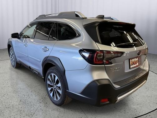 2025 Subaru Outback Touring