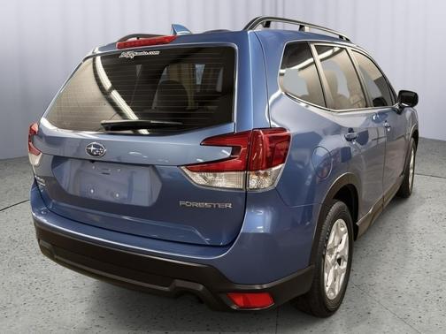 2022 Subaru Forester Base
