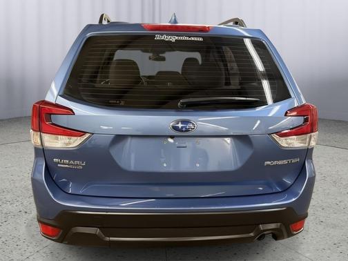 2022 Subaru Forester Base