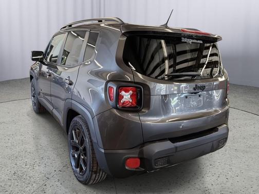 2017 Jeep Renegade Altitude