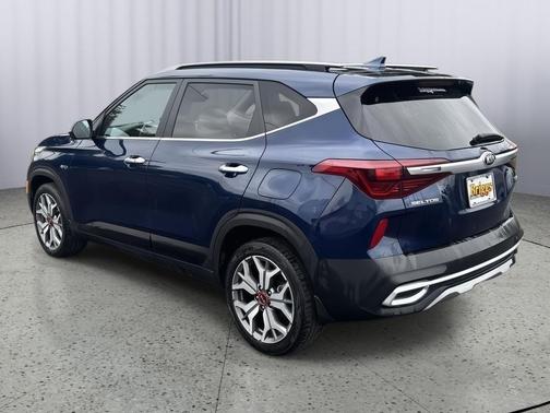 Dark Ocean Blue 2021 Kia Seltos SX Turbo