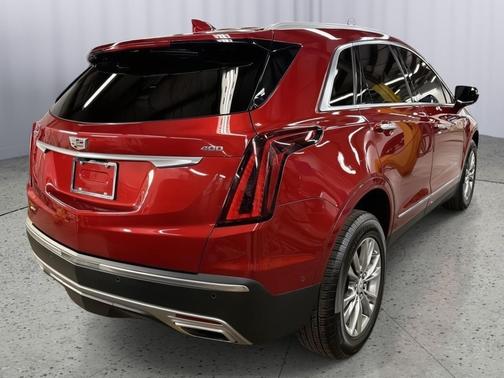 2021 Cadillac XT5 Premium Luxury