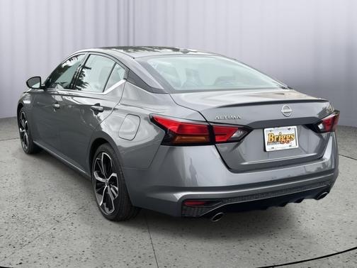 Gun Metallic 2024 Nissan Altima SR FWD