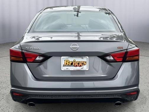 Gun Metallic 2024 Nissan Altima SR FWD