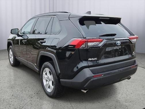 2021 Toyota RAV4 Hybrid LE