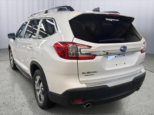 2024 Subaru Ascent Premium 8-Passenger