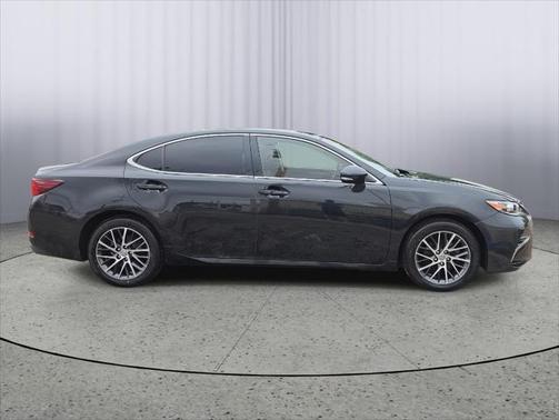 2017 Lexus ES 350 Base