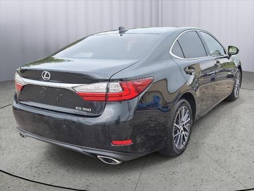 2017 Lexus ES 350 Base
