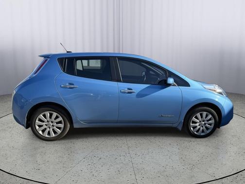 2013 Nissan Leaf S