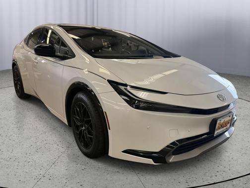 Wind Chill Pearl 2023 Toyota Prius XLE