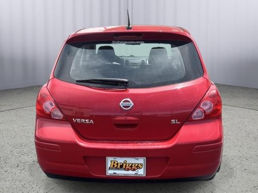 Red Alert 2009 Nissan Versa 1.8 SL