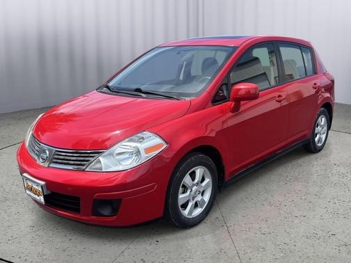Red Alert 2009 Nissan Versa 1.8 SL