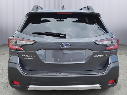 Magnetite Gray Metallic 2025 Subaru Outback Limited