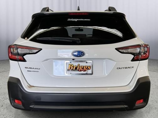 Crystal White Pearl 2023 Subaru Outback Premium