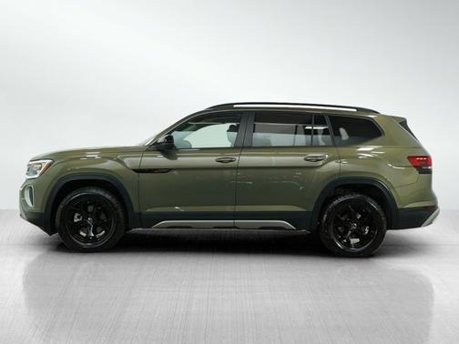 2024 Volkswagen Atlas 2.0T Peak Edition SE w/Technology