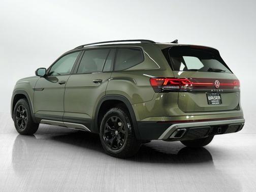 2024 Volkswagen Atlas 2.0T Peak Edition SE w/Technology
