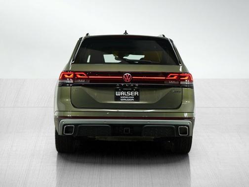 2024 Volkswagen Atlas 2.0T Peak Edition SE w/Technology