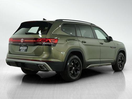 2024 Volkswagen Atlas 2.0T Peak Edition SE w/Technology