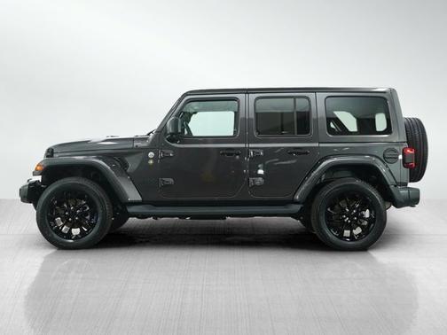 2020 Jeep Wrangler Sahara Altitude