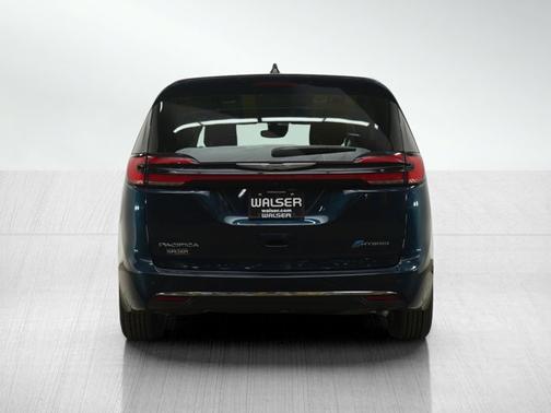 2023 Chrysler Pacifica Hybrid Hybrid Touring L