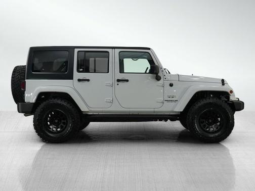 2017 Jeep Wrangler Sahara